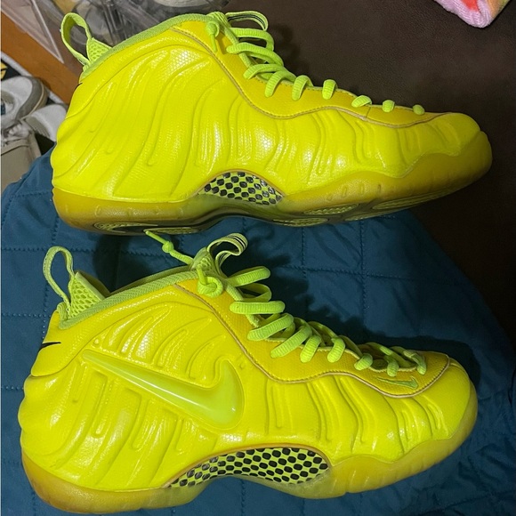 Foamposite Pro “Highlighter” - Picture 2 of 5